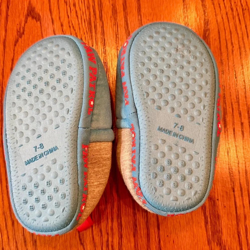 Paw‎ Patrol Orange and Yellow Lined Slippers - Size 7/8